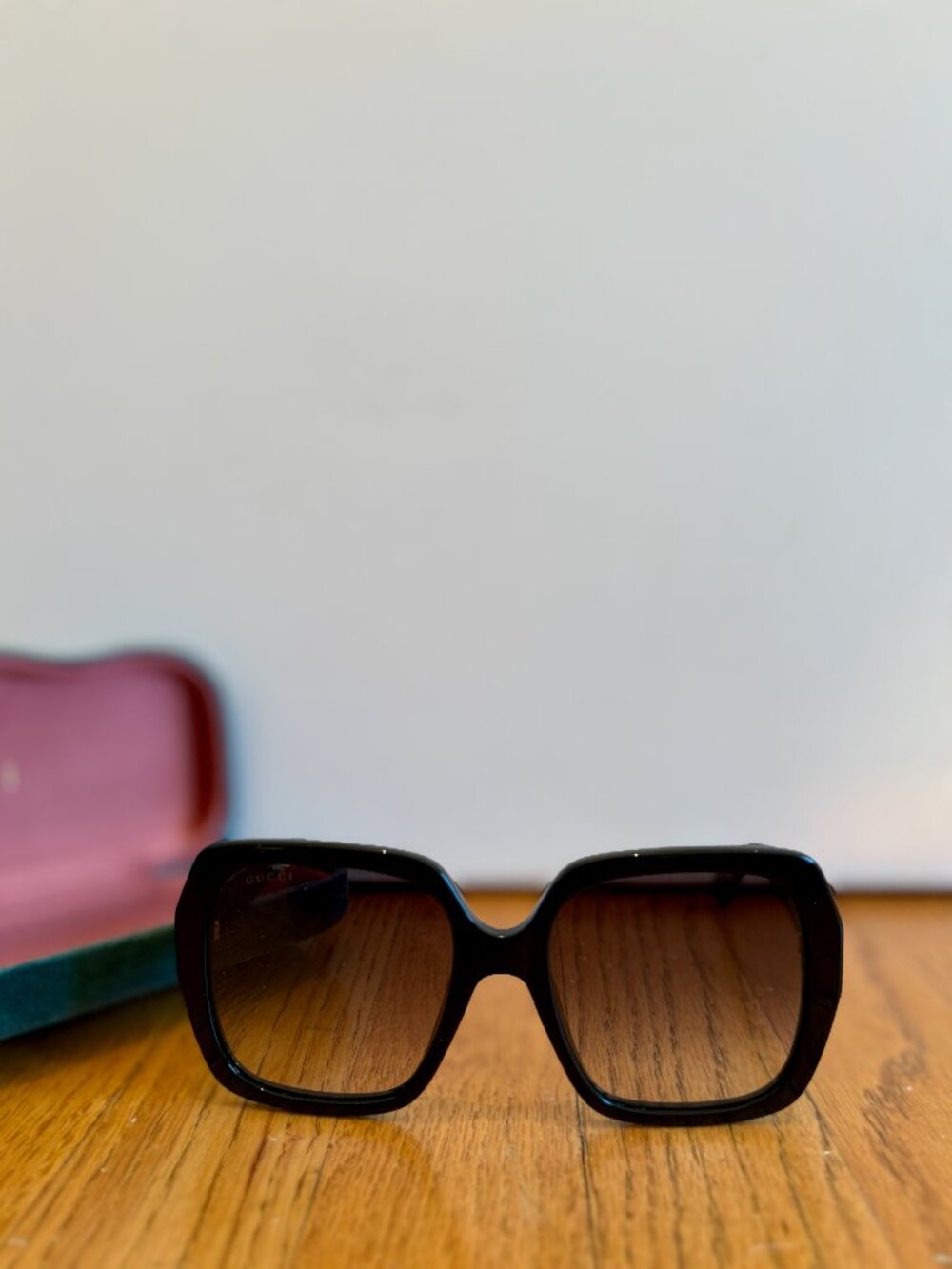 Gucci Oversized Black Sunglasses with Temple Details and Case